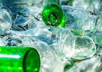 Zerbrochene Glasflaschen